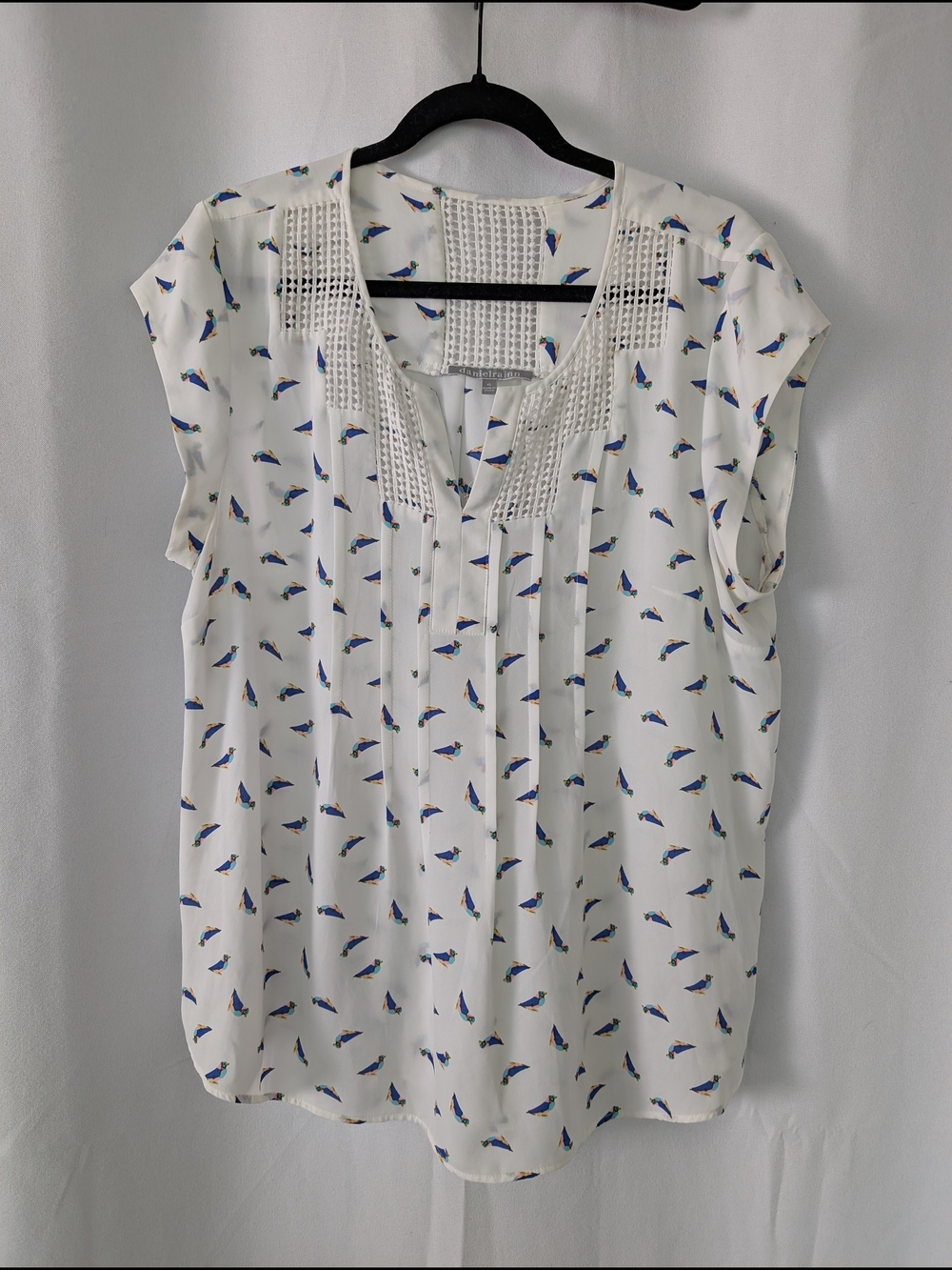 Daniel Rainn White Bird-Print Pleated Yoke Blouse